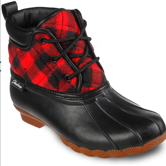 Red and black plaid Sketchers duck boots - Picture 2 of 2
